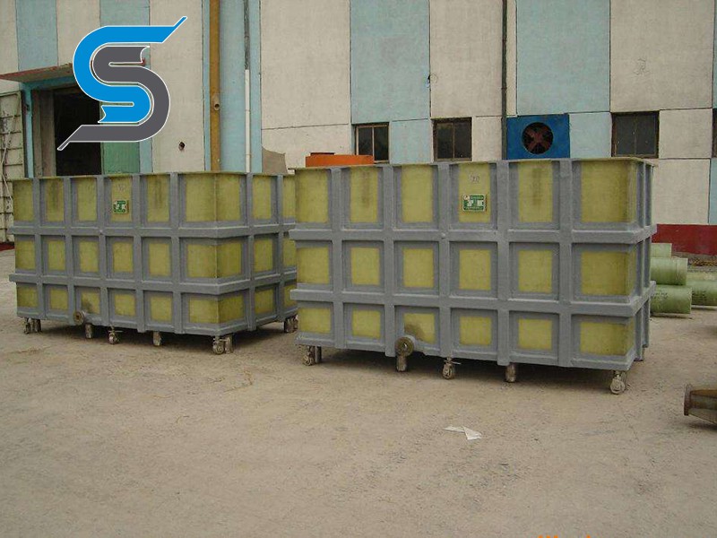 Hot plate material treatment tank/spray room