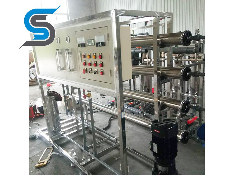 Electrophoresis reverse osmosis water purifier