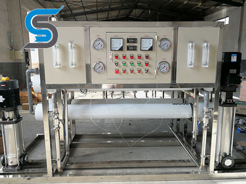 Electrophoresis reverse osmosis water purifier